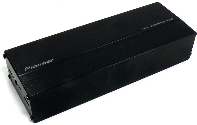 4-канальный усилитель Pioneer GM-D1004 4-канальный усилитель Pioneer GM-D1004